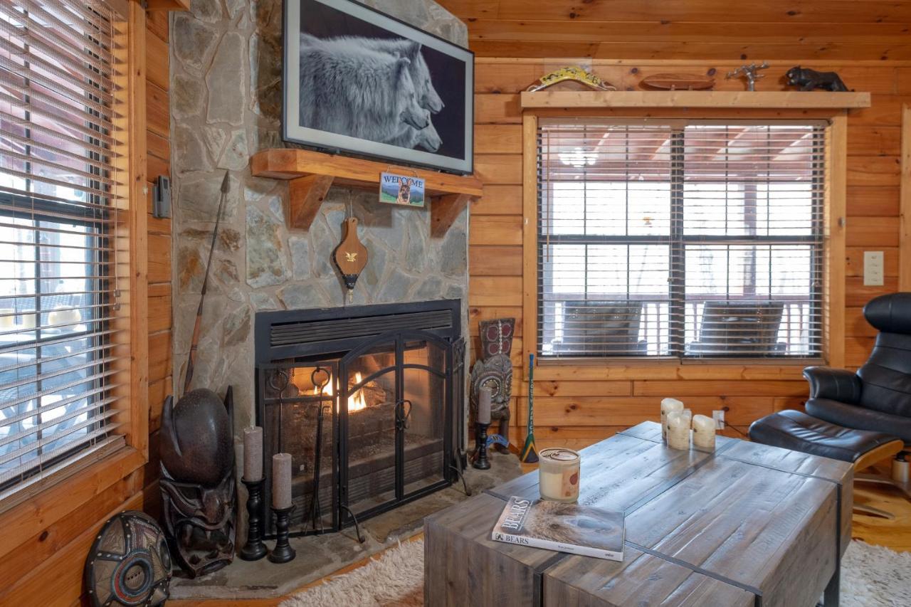 Three Dog Night - Pet-Friendly Cabin With Hot Tub Villa Блу Ридж Екстериор снимка